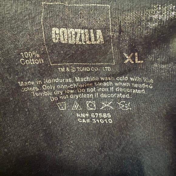 Godzilla Anti Kaiju Kaiju Club, Toho Co. Streetwear, Japanese Graphic Tee, XL - Picture 6 of 6